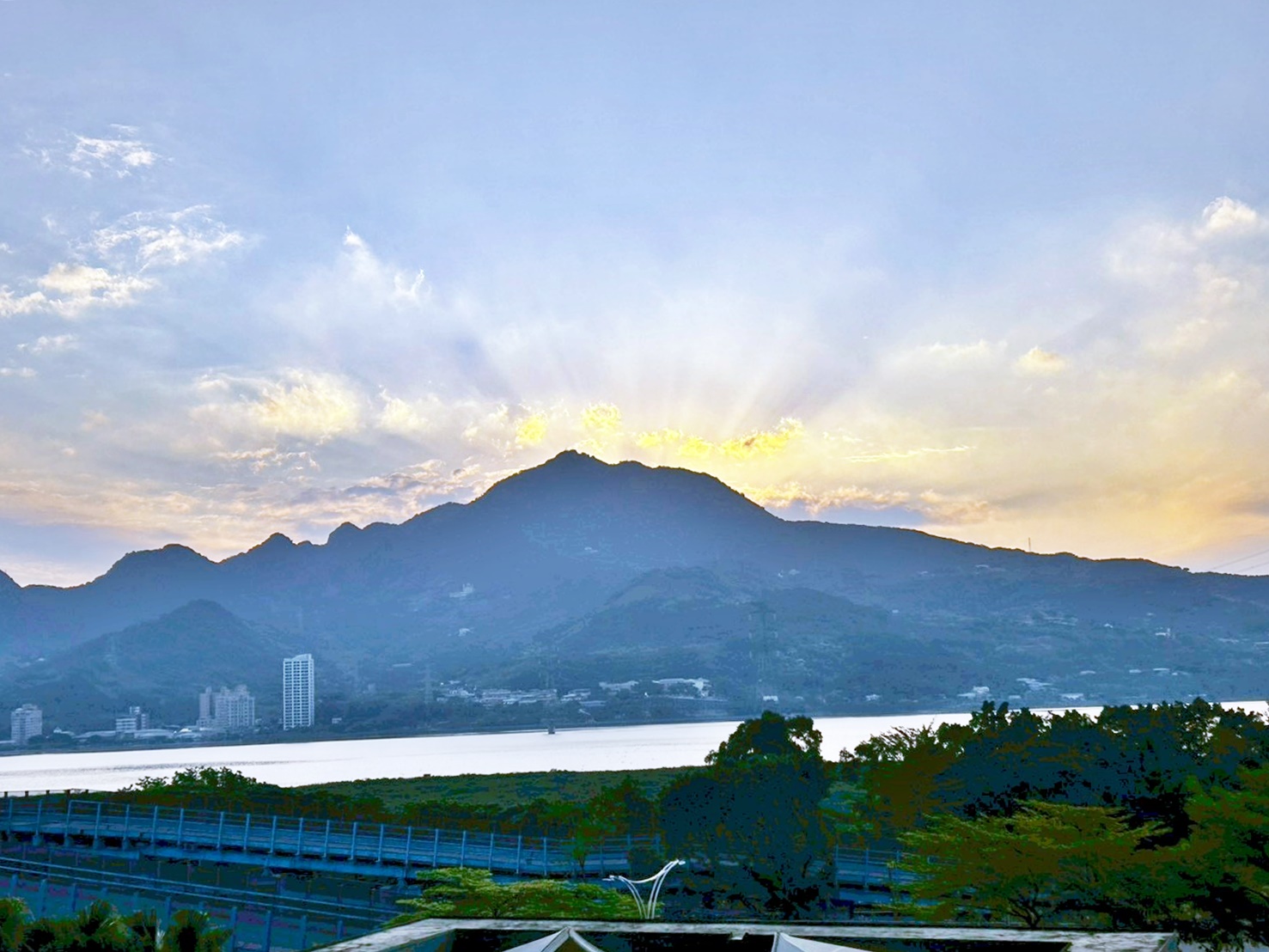 淡水區｜海悅｜紅樹林捷運景觀美宅｜社會住宅