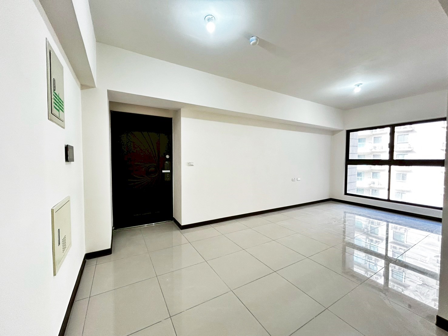 淡水區｜鴻灃青｜全新靜巷二房車｜社會住宅