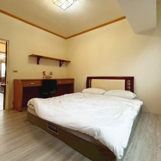 ALL_catalog_25K04_OmBHfD0mal